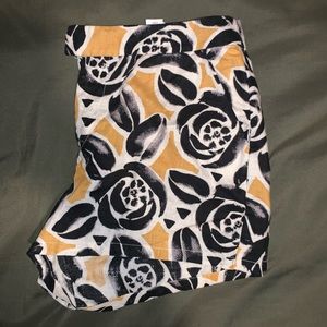 Lucky Brand size 2 linen shorts with black and yellow floral print